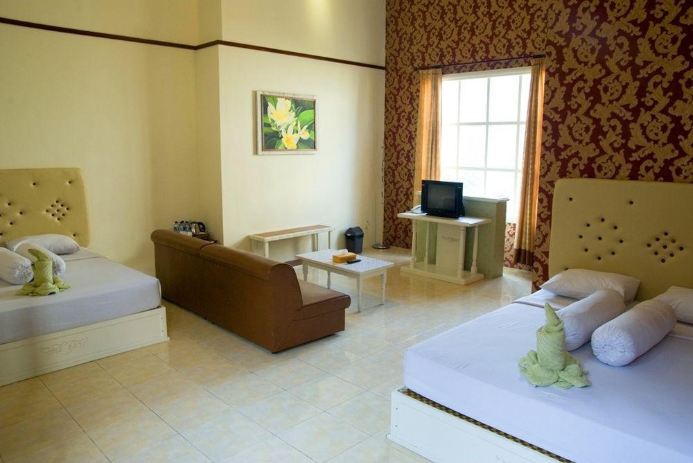 Family Hotel Gradia 1 Бату Экстерьер фото